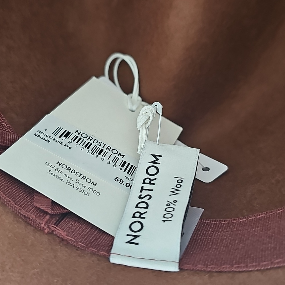 NWT Nordstrom Wool Felt Panama Hat with Brown Belt/Gold Accent. One Size - Picture 2 of 14